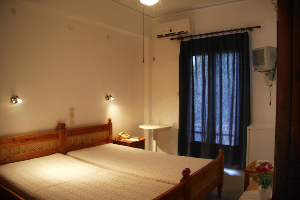 Hotel Rena Ágios Kírykos 部屋 写真