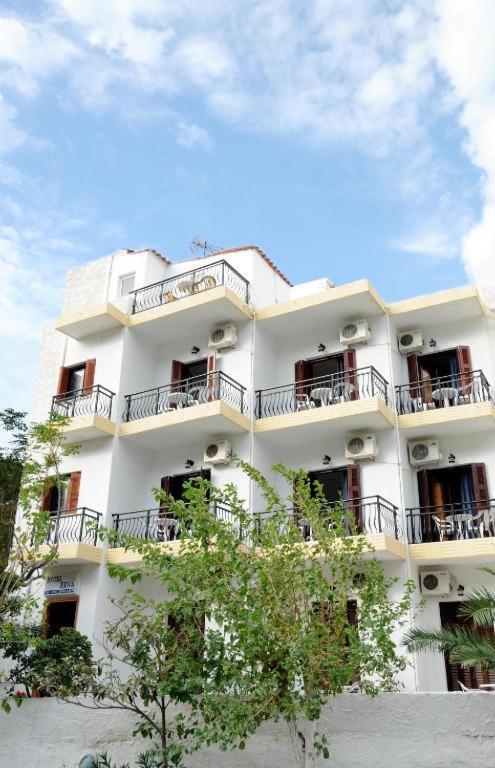 Hotel Rena Ágios Kírykos エクステリア 写真